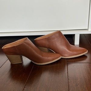 Brown ankle boots